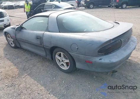 1996 Chevrolet Camaro Z28 from USA, damaged, VIN 2G1FP22P5T2141282